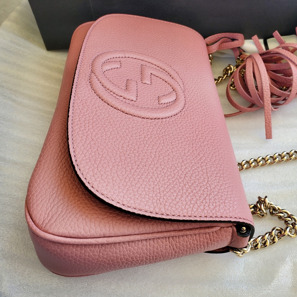 Authentic Gucci Soho Small onChain Shoulder Bag - Picture 4 of 10